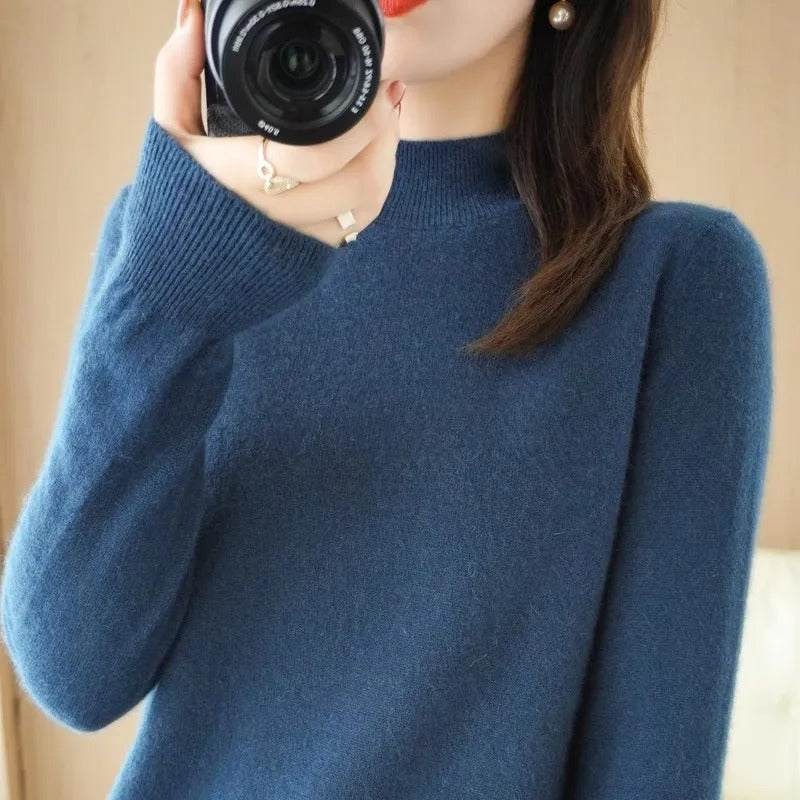Women’s Turtleneck Sweater